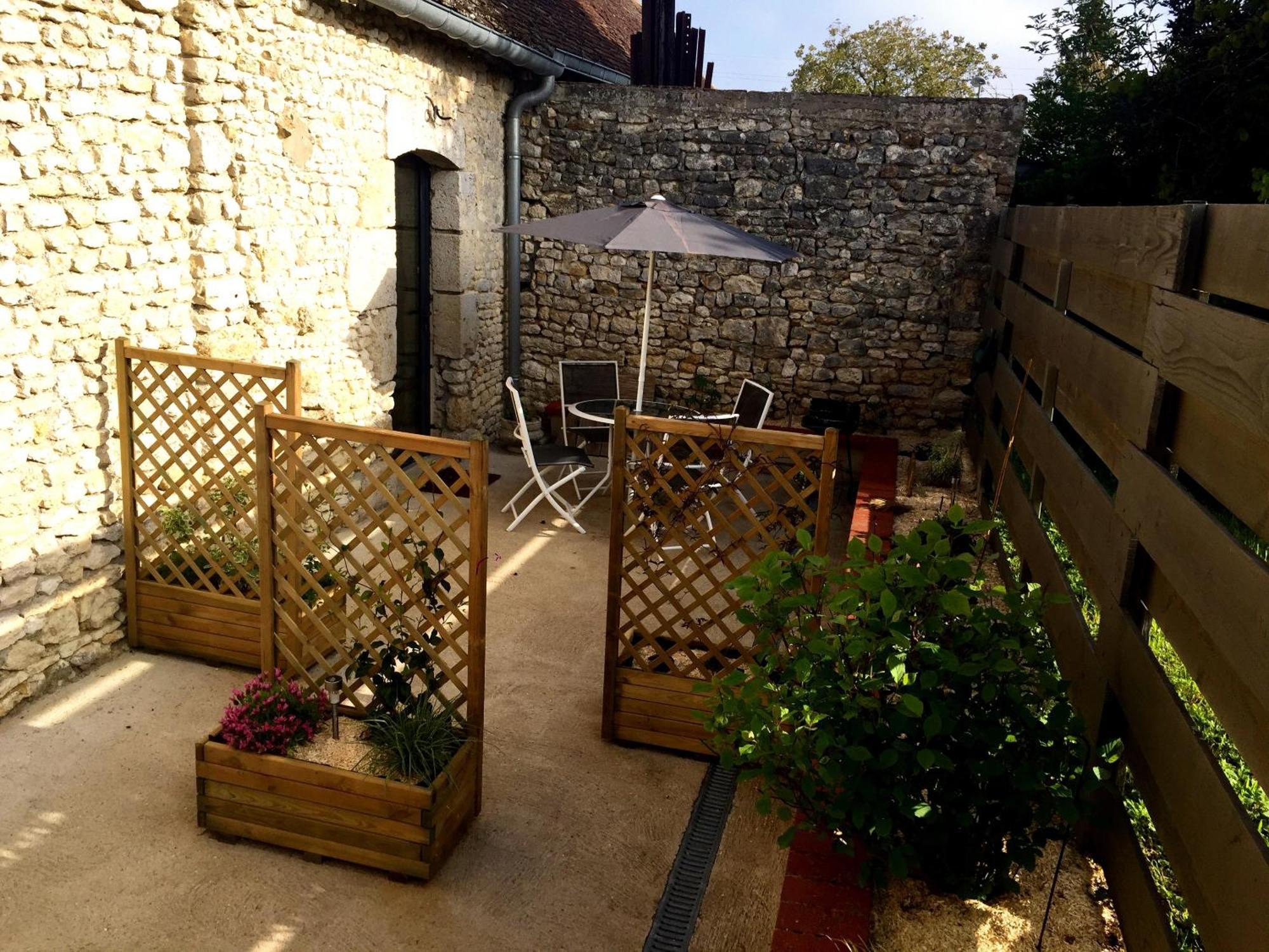 Beaune-la-RolandeUn Figuier Dans Notre Jardin别墅 外观 照片